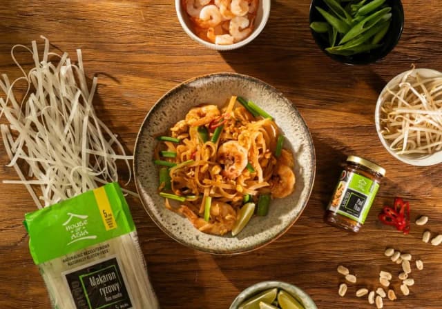 Jak smakuje pad thai? Odkryj niezwykłe połączenie smaków tej potrawy Jak smakuje pad thai? Odkryj niezwykłe połączenie smaków tej potrawy