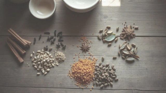 Co to jest curry? Poznaj sekrety tej aromatycznej przyprawy Co to jest curry? Poznaj sekrety tej aromatycznej przyprawy