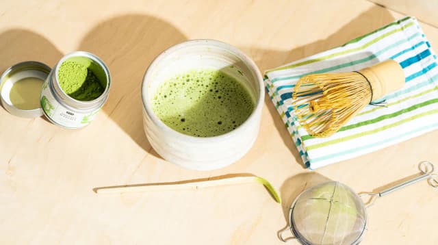 Co to matcha? Odkryj jej właściwości i wpływ na zdrowie Co to matcha? Odkryj jej właściwości i wpływ na zdrowie
