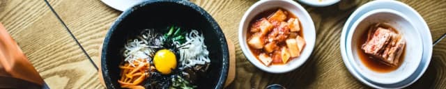 Kimchi co to takiego? Poznaj sekrety tego zdrowego przysmaku Kimchi co to takiego? Poznaj sekrety tego zdrowego przysmaku